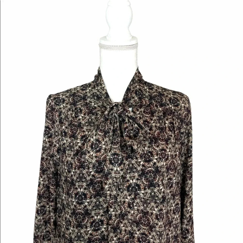 Cupio 70s Style Bow Tie Collar Dress - Picture 3 of 13